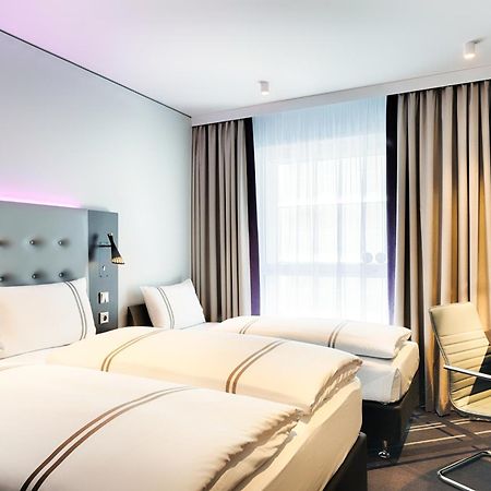 Premier Inn Saarbruecken City Centre Экстерьер фото