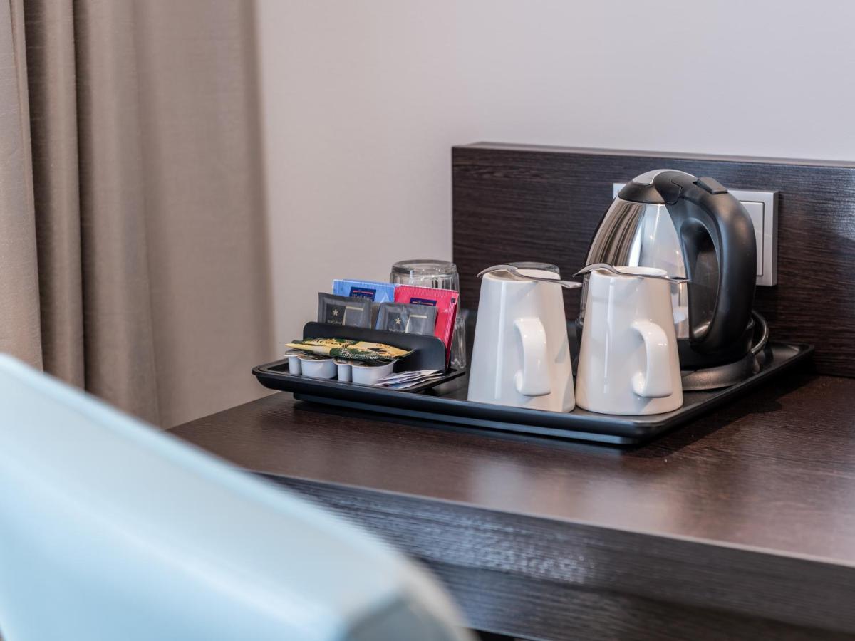 Premier Inn Saarbruecken City Centre Экстерьер фото